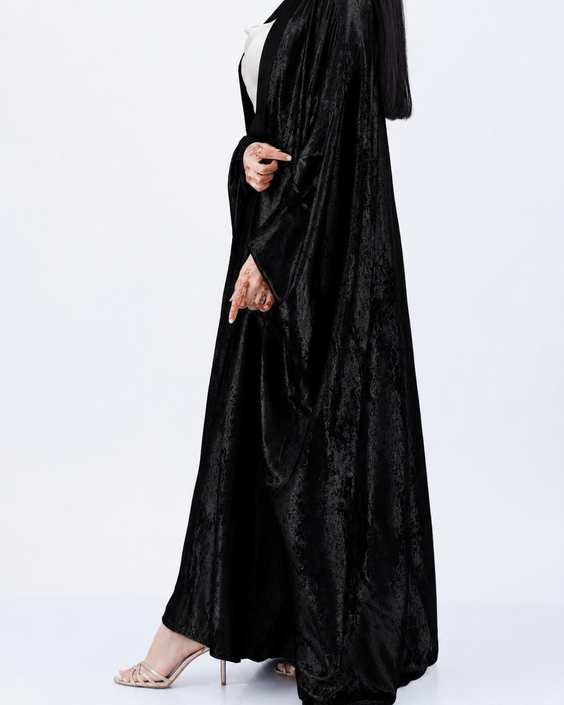 Shimmer Shrug Abaya-Black
